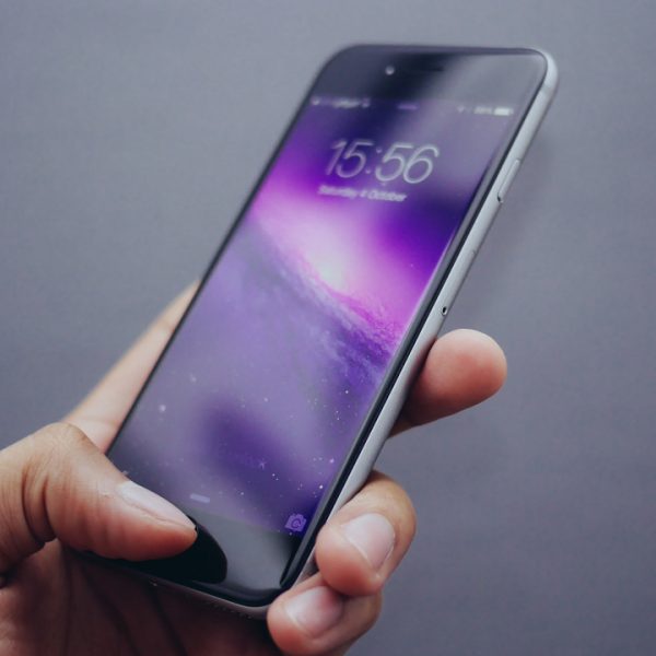 StockSnap Oliur Rahman smartphone iphone Hand